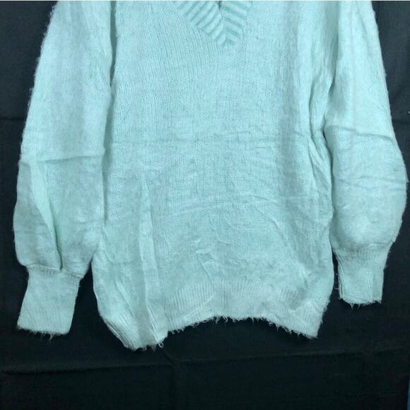 Express Womens Sweater Light Blue V Neck Super Soft Over Sized Puffed Sleeves L - Picture 3 of 12